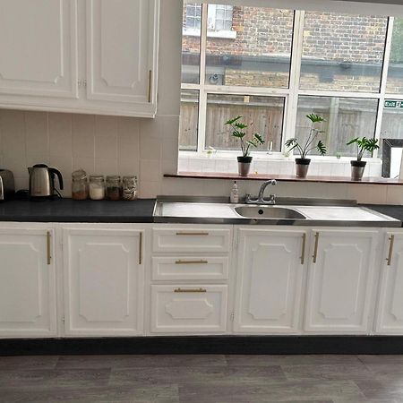Balham, South London Spacious Guest House 5, 6 Rooms Available Dış mekan fotoğraf