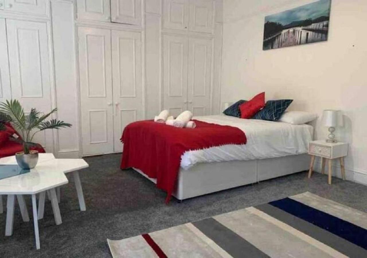 Balham, South London Spacious Guest House 5, 6 Rooms Available Dış mekan fotoğraf
