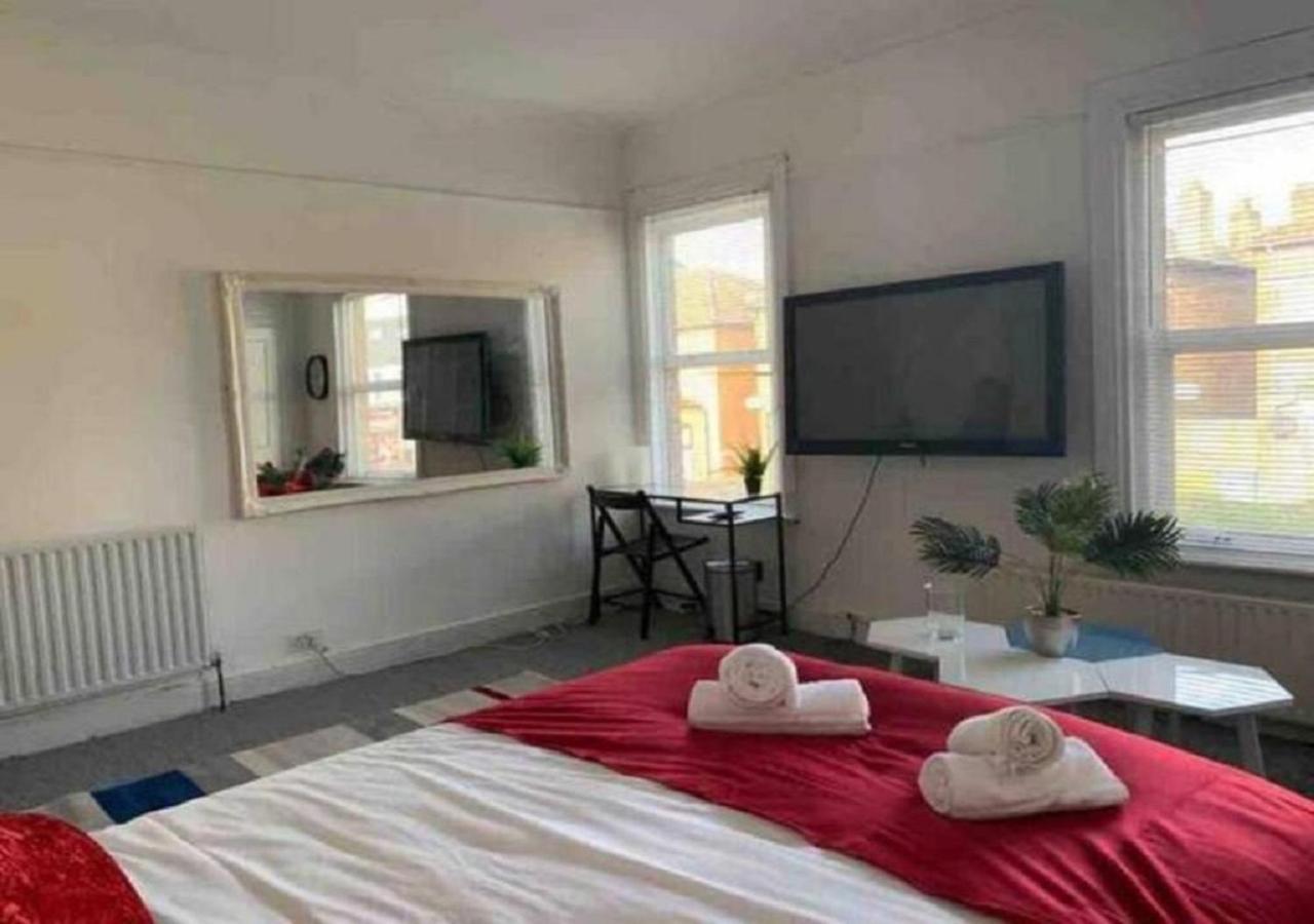 Balham, South London Spacious Guest House 5, 6 Rooms Available Dış mekan fotoğraf